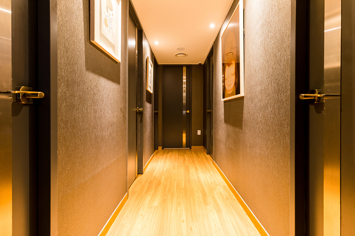 천호동 한국관리사, 태국관리사 마사지샵 히든타이의 쾌적한 관리실 내부 모습