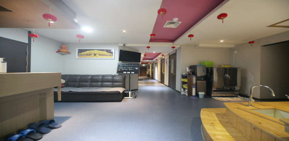 백세약손 - 봉천동 서울대입구역 인근 중국마사지 전문 마사지 매장 전경