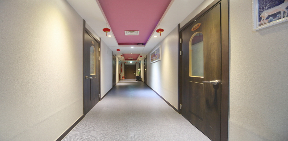 서울대입구역 인근 중국관리사 마사지 전문 백세약손의 아늑한 내부 시설 안내