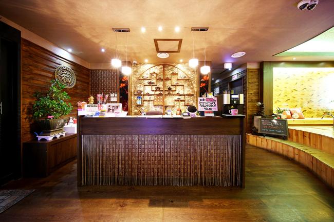 티엔느타이 - 삼덕동1가 반월당역,중앙로역,대구역,경대병원역,현충로역,칠성시장역 인근 태국마사지 전문 마사지 매장 전경