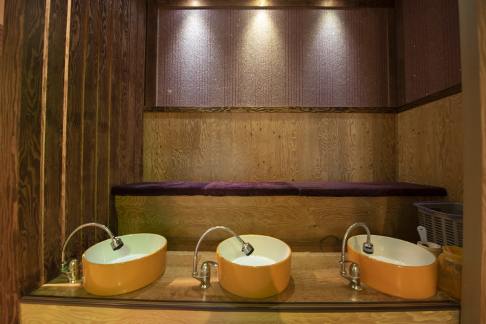 점봉동 주변 힐링손맛타이 매장 주요 시설 및 인테리어 사진