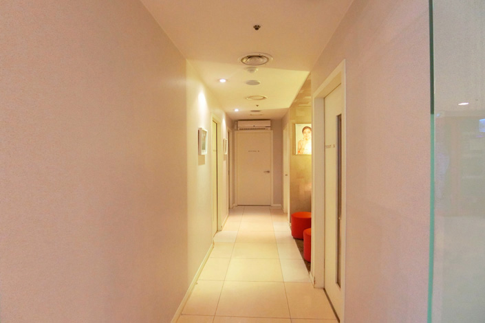 산본동 한국관리사 마사지샵 세레니끄 산본점의 쾌적한 관리실 내부 모습