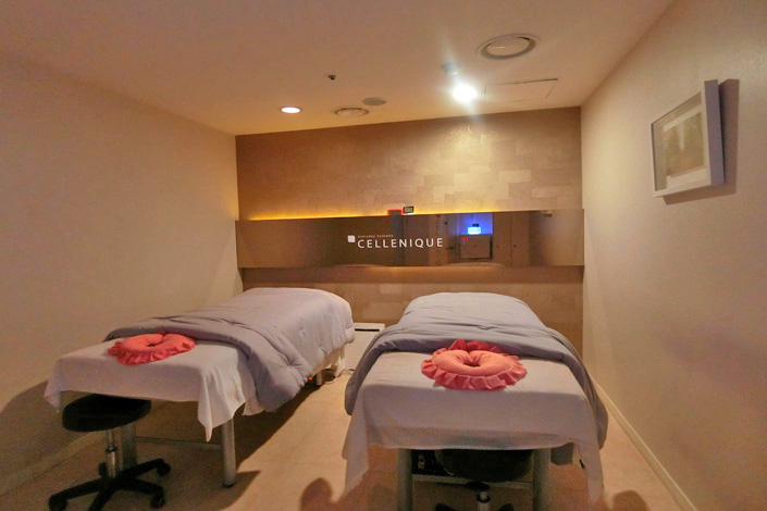 산본역 주변 에스테틱 추천 매장 세레니끄 산본점의 전체적인 인테리어 모습