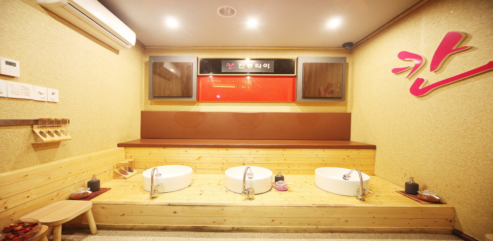 스웨디시 서비스가 제공되는 풍덕천동 칸전통 매장 내부 사진