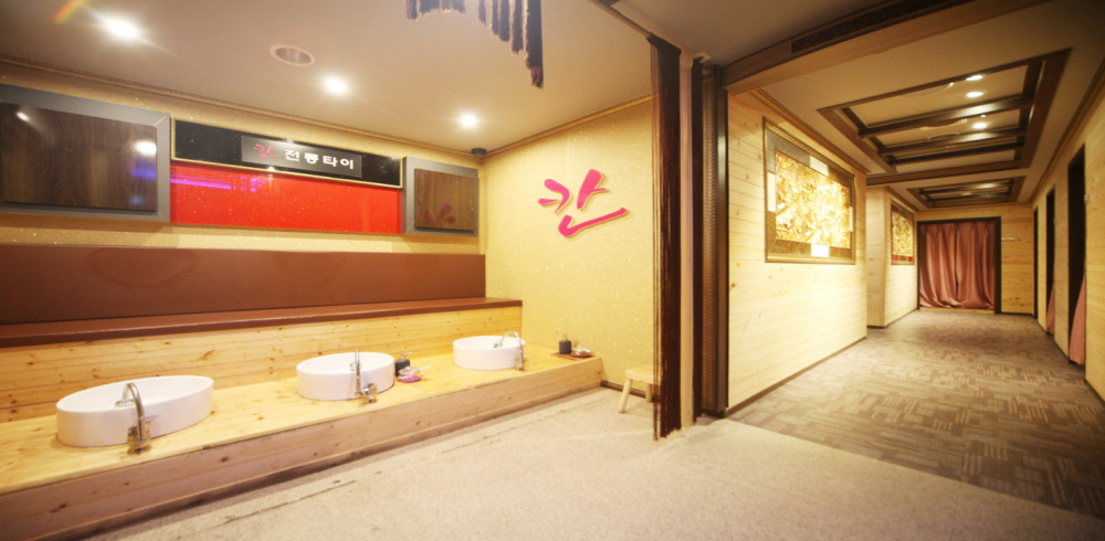 수지구청역 인근 한국관리사 마사지 전문 칸전통의 아늑한 내부 시설 안내
