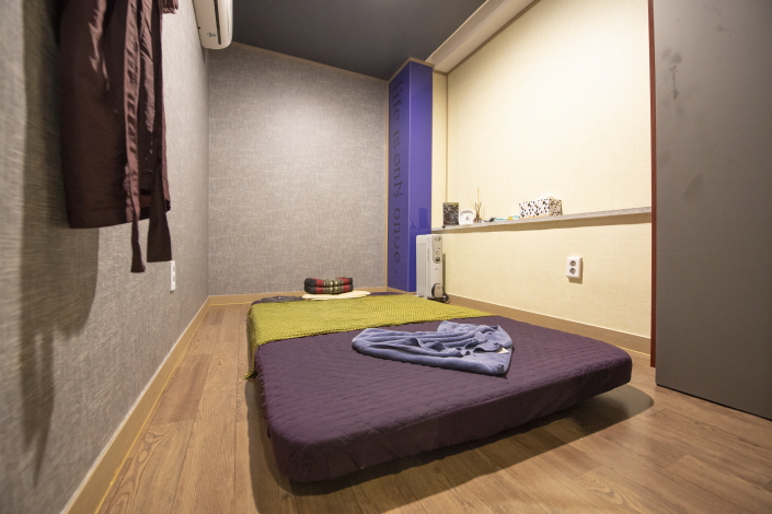 성내동 인근 마사지 잘하는 곳 궁테라피 청결하게 관리된 내부 시설