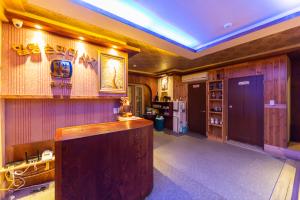 힐링손맛마사지 - 오관리 인근 태국마사지 전문 마사지 매장 전경