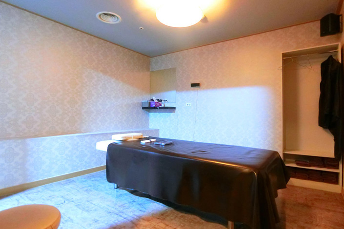 불당동 스웨디시 전문 썸앤썸의 아늑하고 프라이빗한 분위기