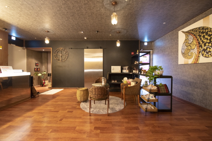 향촌동 주변 더타이 매장 주요 시설 및 인테리어 사진