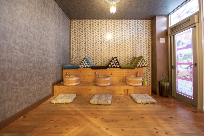 향촌동 주변 더타이 매장 주요 시설 및 인테리어 사진