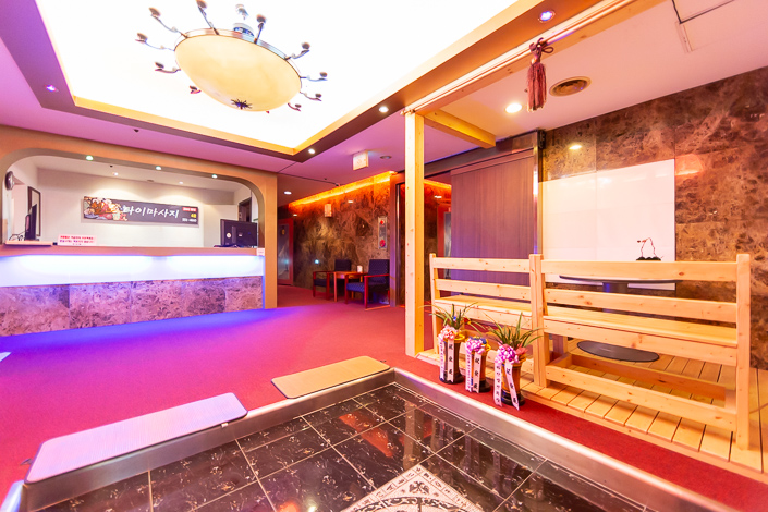 용원동 주변 헬로타이 매장 주요 시설 및 인테리어 사진