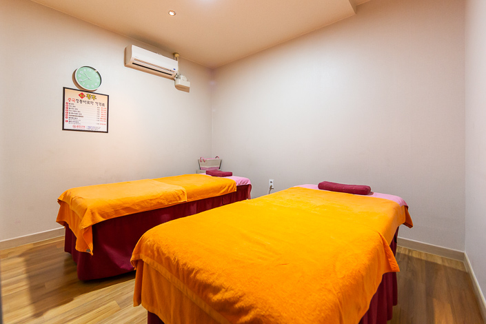 송천동2가 중국관리사 마사지샵 황후중국전통의 쾌적한 관리실 내부 모습