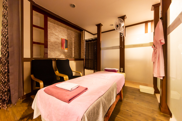 평화동1가 주변 강남타이아로마 매장 주요 시설 및 인테리어 사진