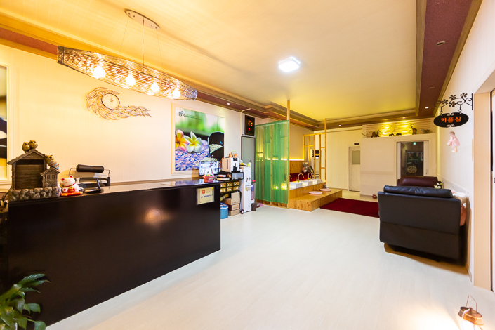 황궁뷰티마사지 - 연향동 인근 태국마사지 전문 마사지 매장 전경