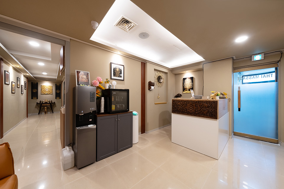 태국마사지 서비스가 제공되는 반포동 란나타이 매장 내부 사진