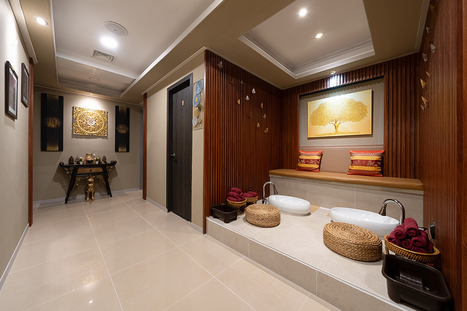 반포동 태국마사지 전문 란나타이의 깔끔하고 정돈된 내부 전경