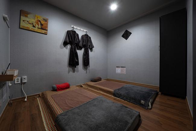 월곡역 주변 태국마사지 추천 매장 골드타이마사지의 전체적인 인테리어 모습