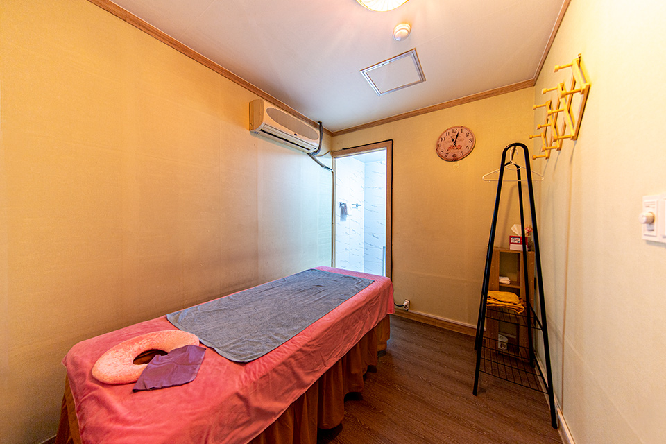 온양온천역 주변 명테라피 매장 주요 시설 및 인테리어 사진