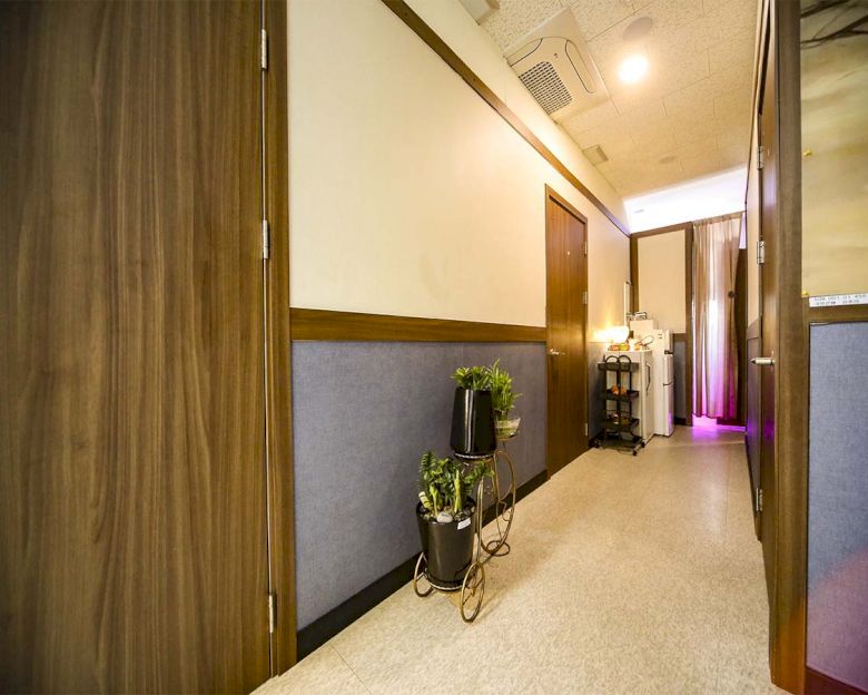 와동동 인근 한국관리사 마사지 전문 장미스웨디시의 아늑한 내부 시설 안내