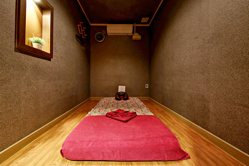 강동역,둔촌동역,길동역 주변 태국마사지 추천 매장 바와스파의 전체적인 인테리어 모습