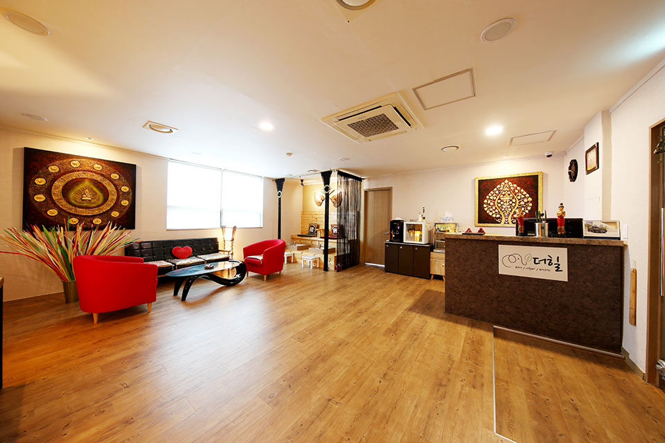 더힐타이 - 문정동 가락시장역,문정역,장지역 인근 태국마사지 전문 마사지 매장 전경
