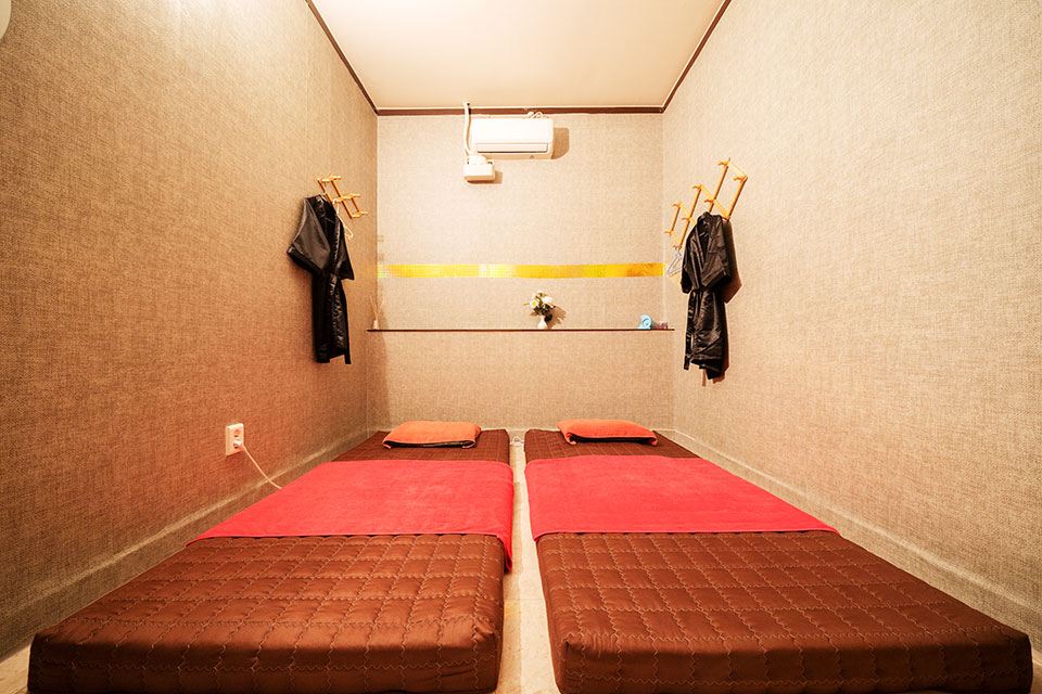 정왕동 베트남관리 전문 황제아로마(베트남)의 깔끔하고 정돈된 내부 전경