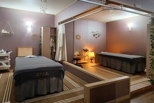 이곡동 베트남관리사 마사지샵 다낭스파의 쾌적한 관리실 내부 모습