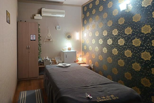 성서산업단지역 주변 베트남관리 추천 매장 다낭스파의 전체적인 인테리어 모습