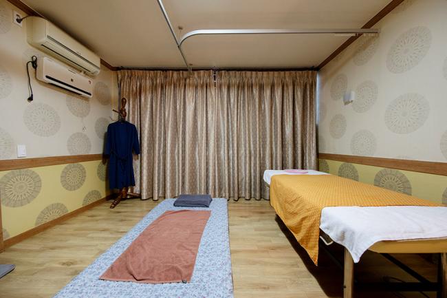 이곡동 베트남관리 전문 알라딘아로마테라피의 깔끔하고 정돈된 내부 전경