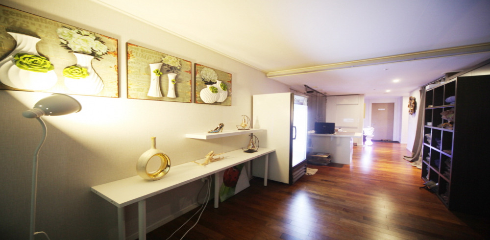 여의도동 태국마사지 전문 타이탄의 깔끔하고 정돈된 내부 전경