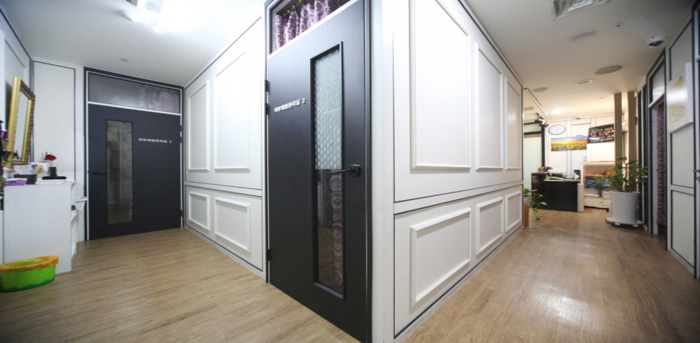 서현동 중국마사지 전문 다듬이건강테라피의 깔끔하고 정돈된 내부 전경