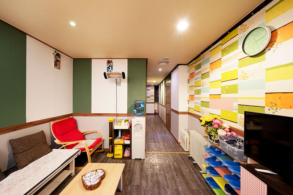 역삼역,신논현역 주변 힐링전통테라피 매장 주요 시설 및 인테리어 사진