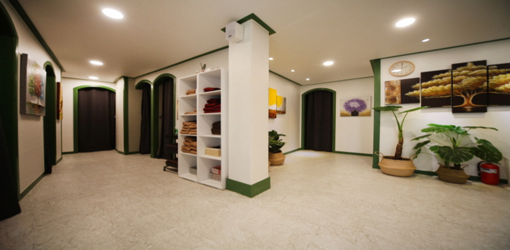 서울대입구역 인근 한국관리사 마사지 전문 더바른테라피의 아늑한 내부 시설 안내