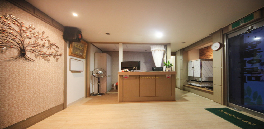 엔젤아로마 - 역삼동 역삼역,선정릉역,언주역,삼성중앙역,한티역 인근 중국마사지 전문 마사지 매장 전경