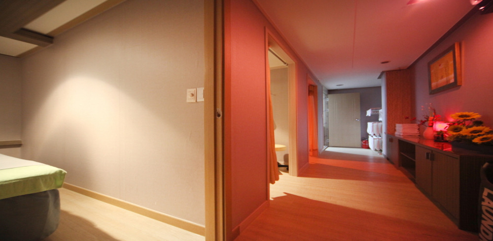 역삼역,선정릉역,언주역,삼성중앙역,한티역 주변 중국마사지 추천 매장 엔젤아로마의 전체적인 인테리어 모습