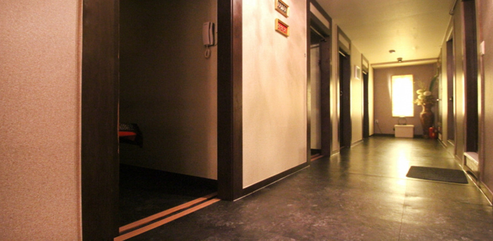 논현역,학동역,신논현역,사평역,신사역에 위치한 타이, 아로마 서비스 가능 블루타이 시설