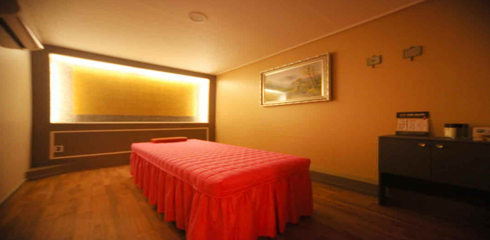 신림동 중국마사지 전문 황후마사지의 깔끔하고 정돈된 내부 전경