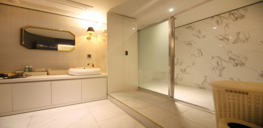 역삼동 소피아테라피 주차가능, 24시간, 샤워가능, 단체예약 완비된 시설 사진