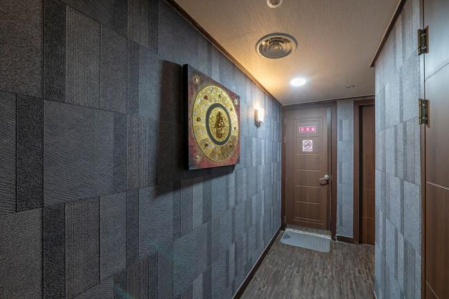 신림동 태국관리사 마사지샵 홍타이의 쾌적한 관리실 내부 모습