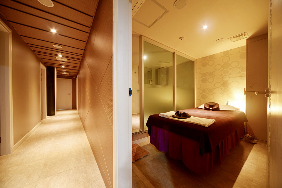 신림동 태국관리사 마사지샵 휴테라피&스웨디시의 쾌적한 관리실 내부 모습