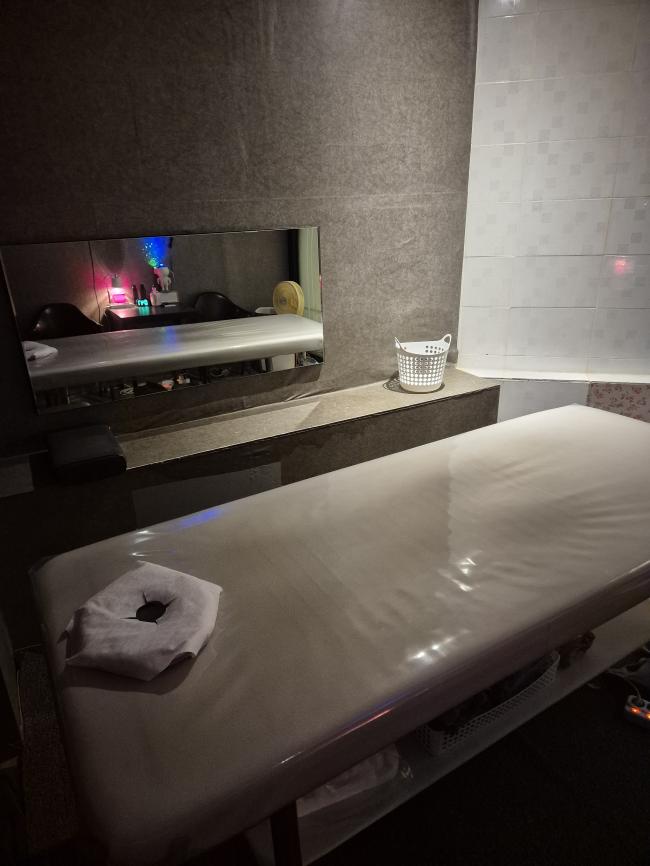 상동 스웨디시 전문 심쿵스웨디시의 깔끔하고 정돈된 내부 전경