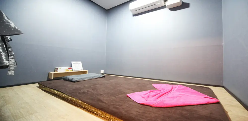 시청·용인대역,명지대역 주변 한국마사지 추천 매장 NEW릴렉스의 전체적인 인테리어 모습