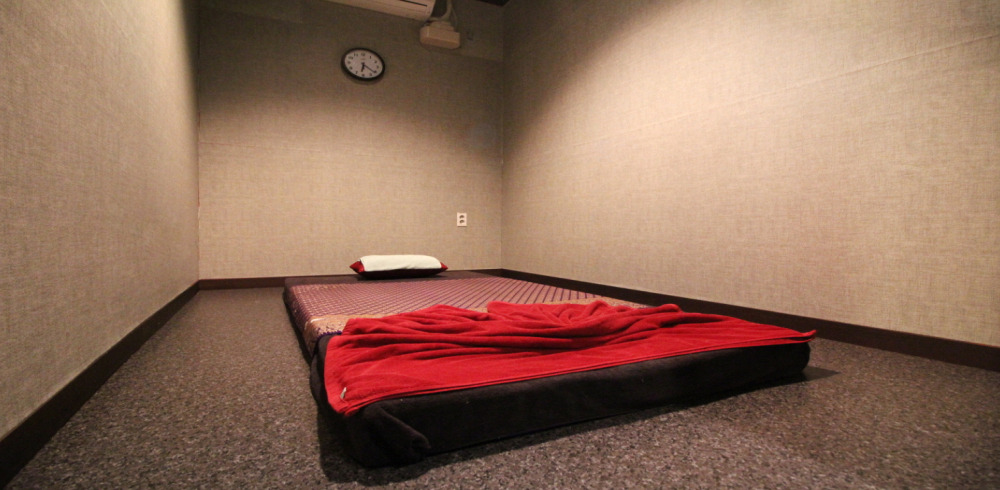 진안동 태국관리사 마사지샵 창타이의 쾌적한 관리실 내부 모습