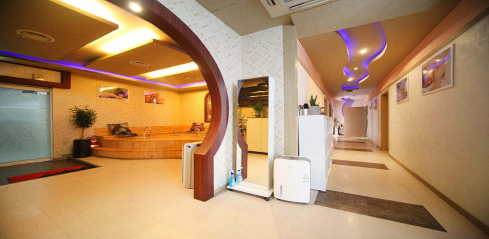 중국마사지 서비스가 제공되는 상현동 성원중국전통 매장 내부 사진