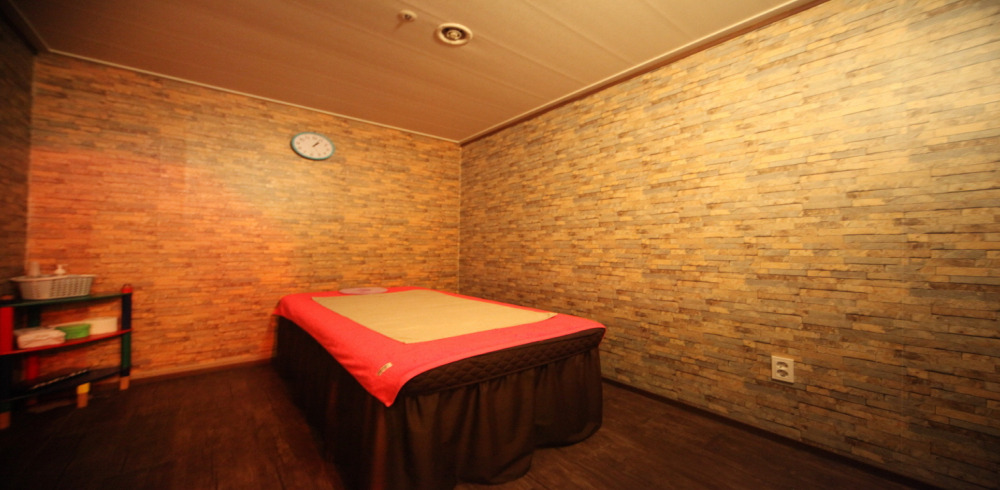 수촌리 인근 타이, 아로마, 커플관리 서비스가 제공되는 오렌지아로마의 전체 시설