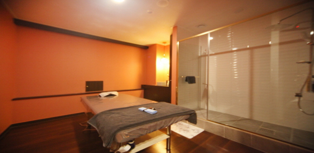 창곡동 한국관리사, 중국관리사 마사지샵 고은스웨디시의 쾌적한 관리실 내부 모습