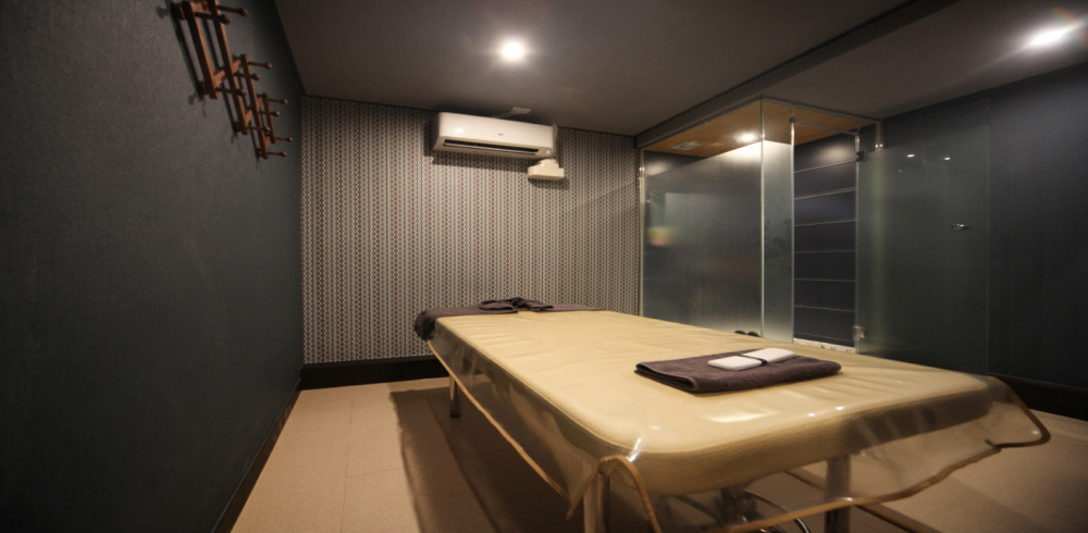 수원시청역 인근 마사지 잘하는 곳 M테라피 청결하게 관리된 내부 시설