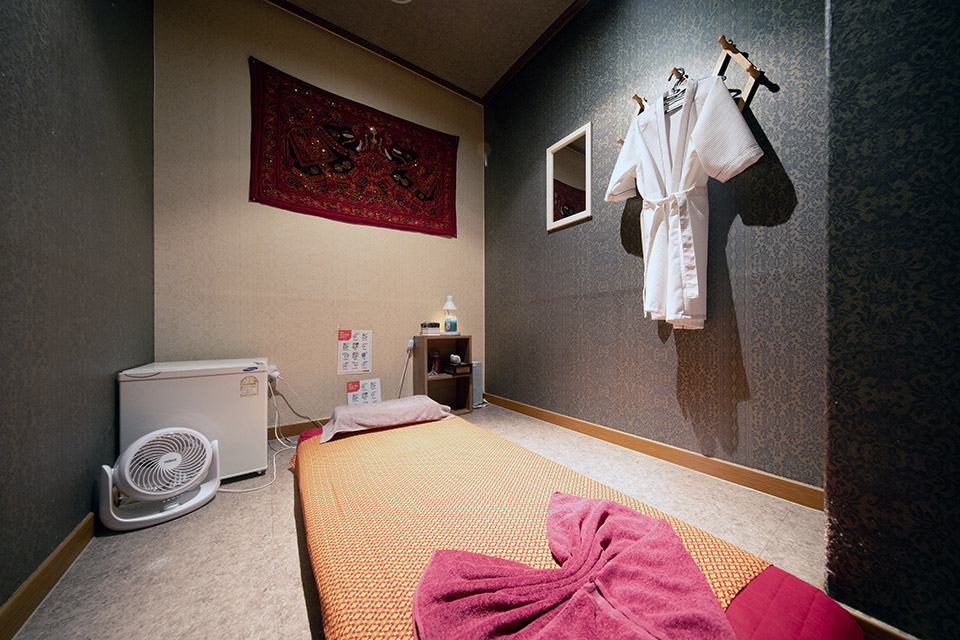 한대앞역 주변 태국마사지 추천 매장 파타야샵의 전체적인 인테리어 모습