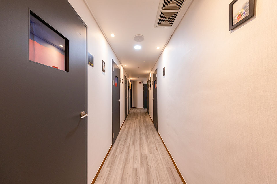 태국마사지 서비스가 제공되는 장지동 헬로타이 매장 내부 사진