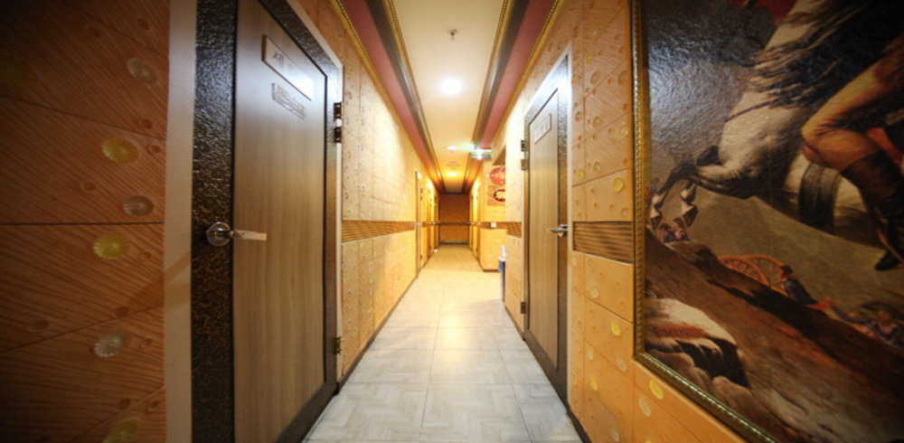 탑테라피 - 신원동 삼송역 인근 주차가능, 샤워가능, 단체예약 완비된 마사지 시설